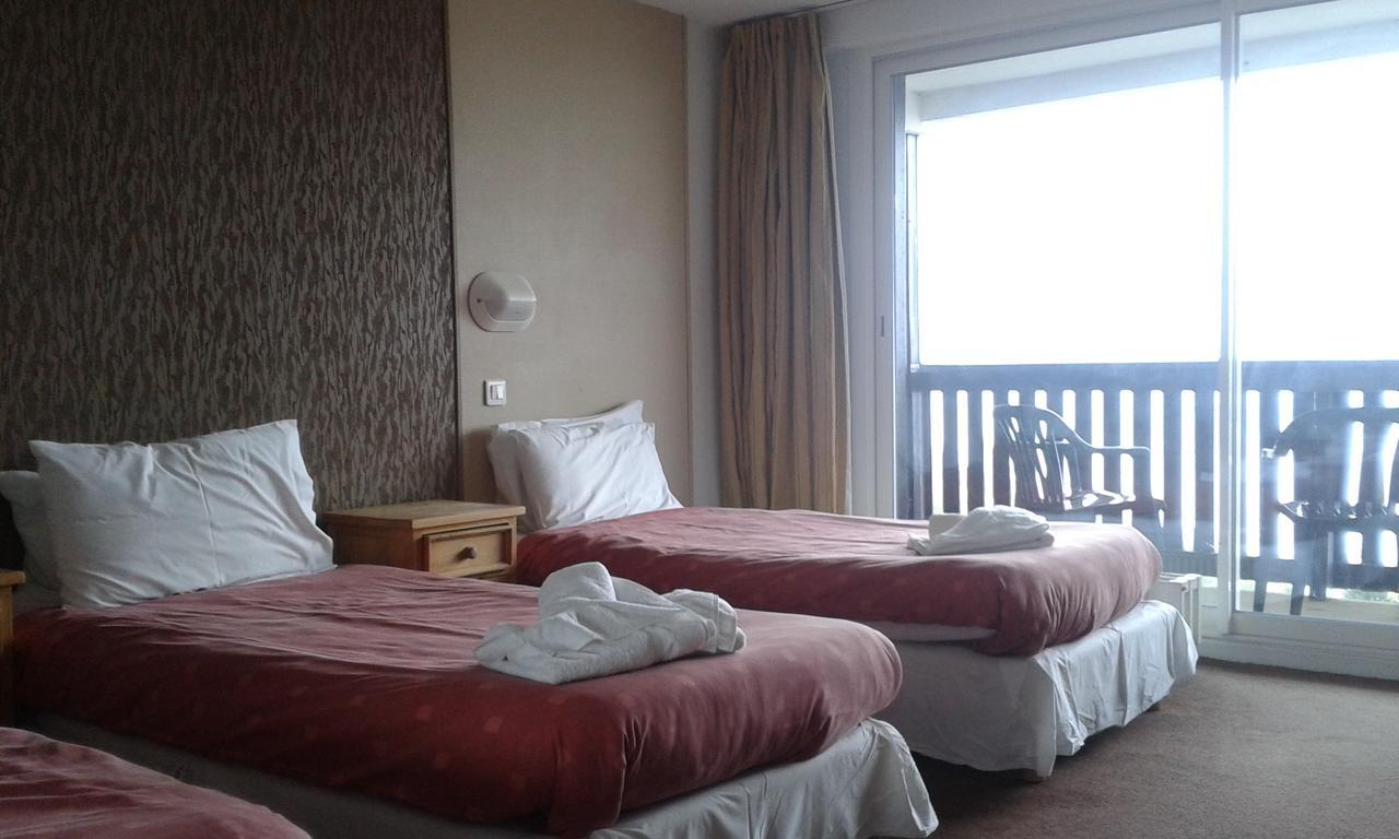 La Vallee Blanche Bikehotel Alpe d'Huez Quarto foto